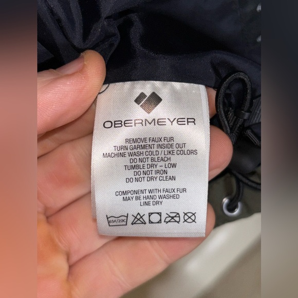 Obermeyer Tuscany II Jacket Women's Winter Jacket, Black, W12 - Picture 10 of 16